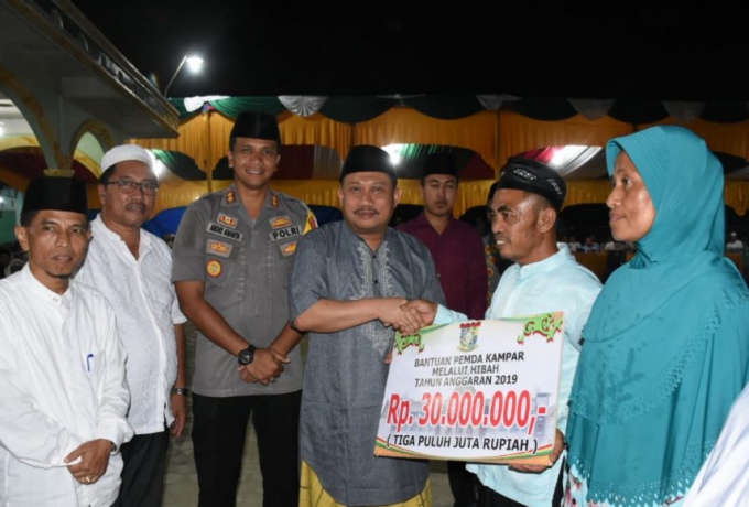 Bupati Kampar Apresiasi kekompakan masyarakat Desa Cinta Damai