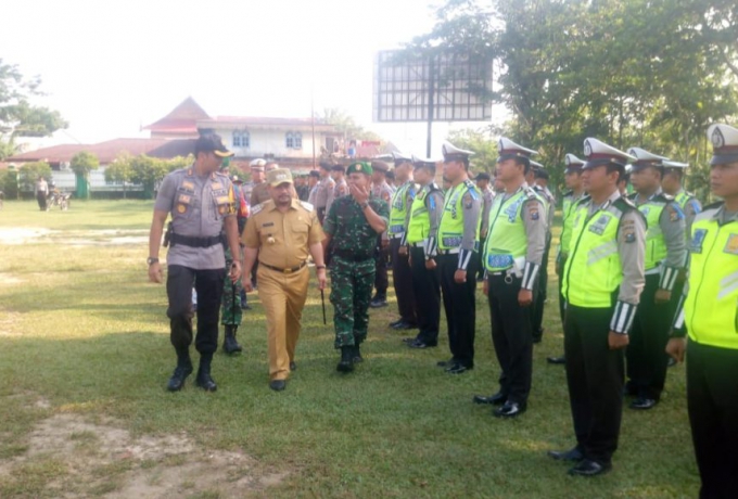 Libatkan 285 personil, Bupati Kampar Resmi lepas Operasi Ketupat Muara Takus 2019