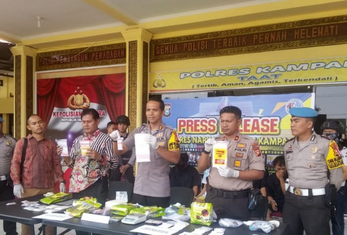 Prestasi Luar Biasa Polres Kampar, Tangkapan 4 Kg Shabu dan 929 Pil Ekstasi