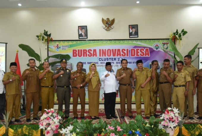 Plh Bupati Kampar Buka Bursa Inovasi Desa Cluster 2.1 Wilayah Tambang