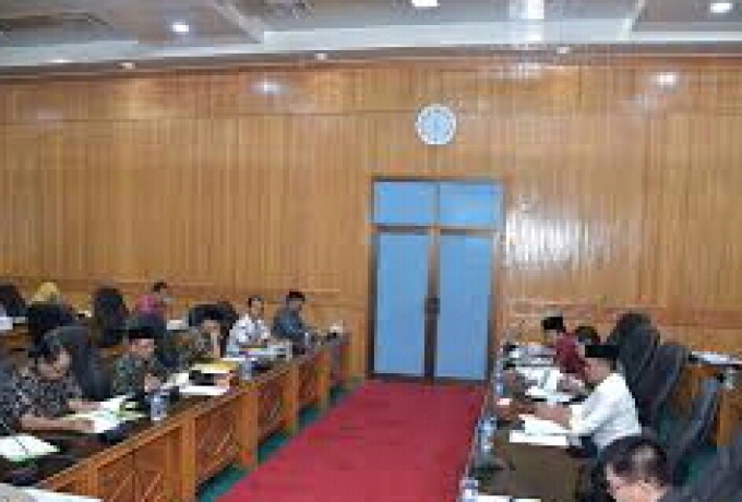 DPRD Gelar Rapat Pembahasan Bersama TAPD