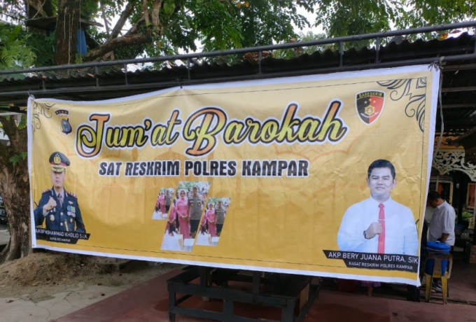 Satreskrim Polres Kampar Teruskan Program Jumat Barokah, Makan Siang Gratis Untuk Dhuafa