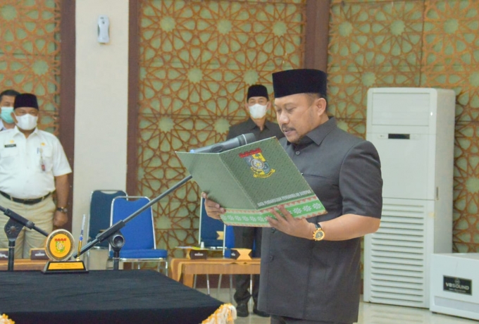 Bupati Kampar Lantik 55 Pejabat Eselon III Dan IV