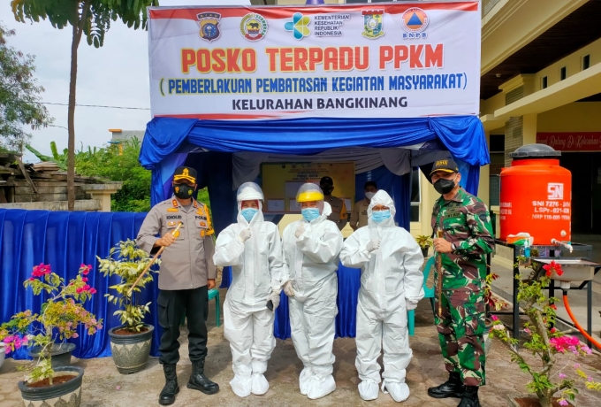 Forkopimda Kab. Kampar Tinjau Posko Terpadu PPKM Kelurahan Bangkinang Kec. Bangkinang Kota