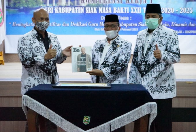 Alfedri Buka Konferensi Kerja 1 PGRI Kab Siak Masa Bakti XXII Tahun 2020-2025