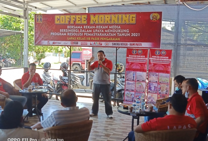 Kalapas Kelas IIB Pasir Pangaraian Coffee Morning Dengan Wartawan