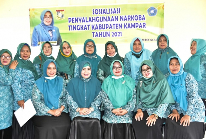 Sosialisasi Bahaya Narkoba, Muslimawati Catur : Keluarga Garda Terdepan dalam Meminimalisir Penyebaran Narkoba