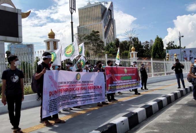 Mahasiswa Tuntut Kapolda Riau Usut Dugaan Penggelapan Dana UPP