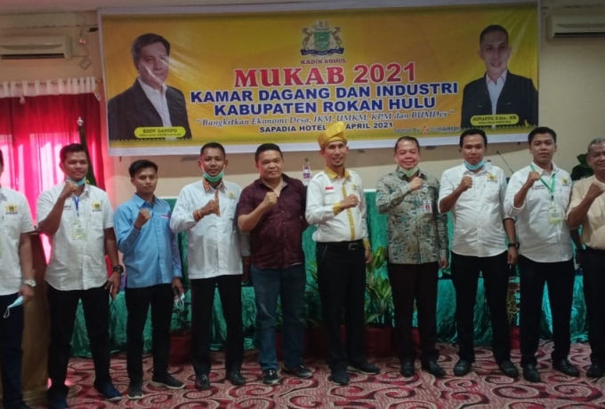 Dede Epri Pakis SH terpilih secara aklamasi sebagai ketua umum Kadin Rohul periode 2021-2026