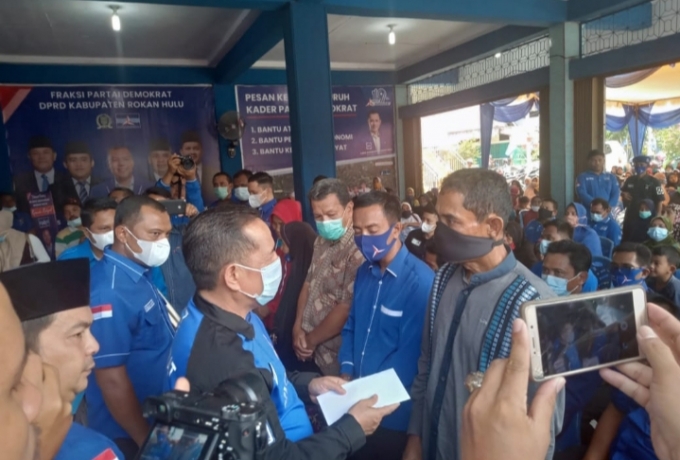 PD ROHUL bagikan 1000 Paket Sembako Ramadhan