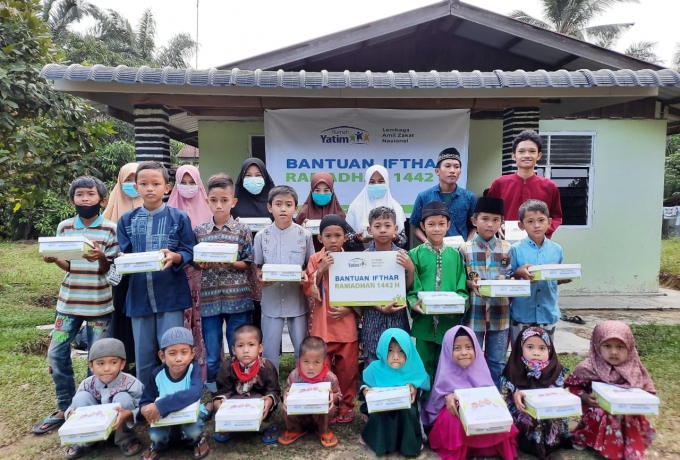 Rumah Yatim Gencar Bagikan Hidangan Sahur dan Buka Puasa untuk Yatim dan Dhuafa Pekanbaru 