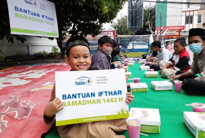 Total 100 Hidangan Berbuka Puasa dibagikan Rumah Yatim Riau dalam 2 Hari Kebelakang 