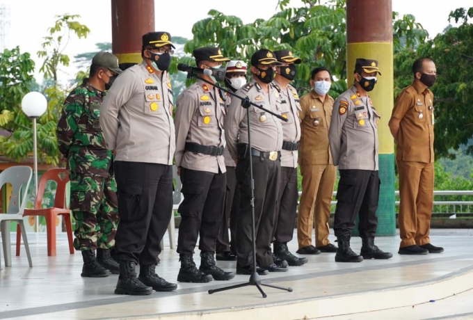 Putus Penyebaran Covid - 19,Polres Siak Lakukan Random Rapid Test Kepada Masyarakat