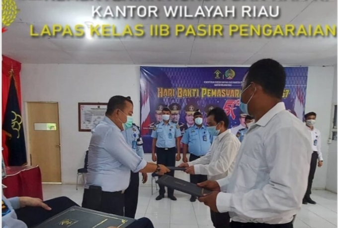 Lapas Kelas IIB Pasir Pengaraian Berikan Remisi Khusus