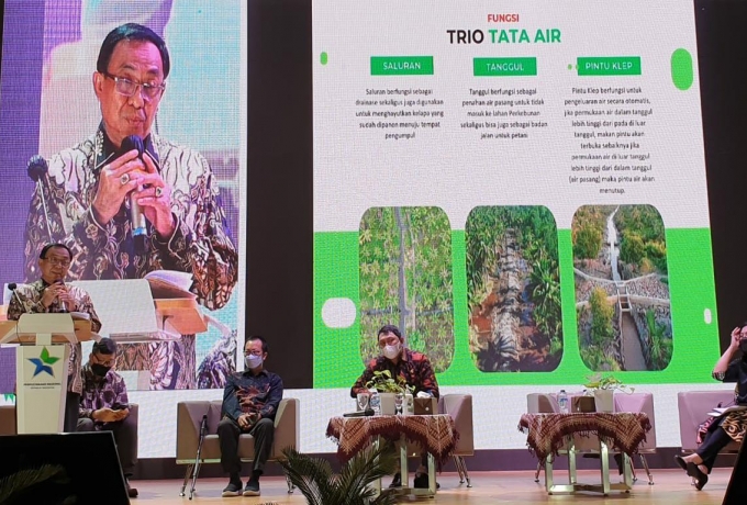 Bupati Inhil Jadi Pembicara Dialog Nasional Perkelapaan