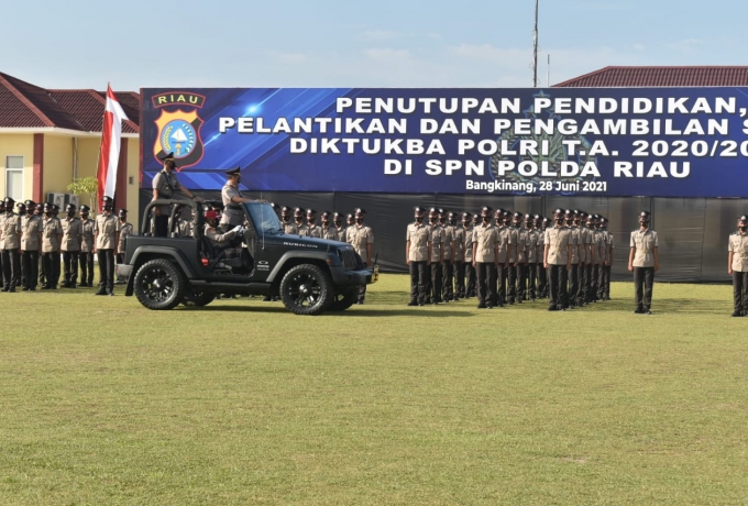 Kapolda Riau Lantik 266 Bintara Polisi Lulusan SPN Polda Riau T.A. 2020/ 2021