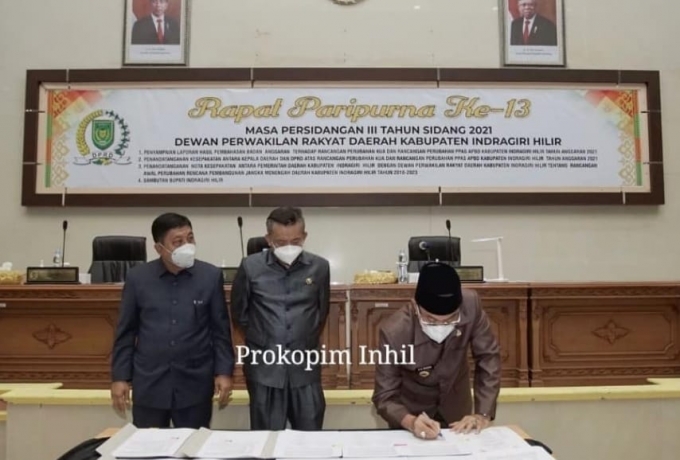 Dihadiri HM Wardan, DPRD Inhil Gelar Paripurna ke-13 Masa Sidang III Tahun 2021