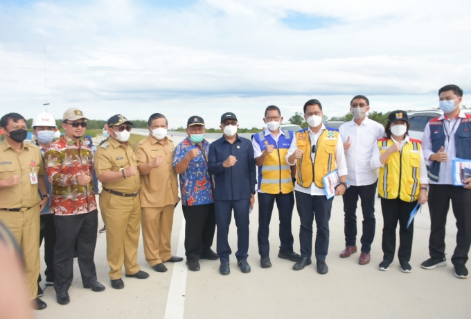 Bersama  Komisi V DPR RI, Bupati Kampar Kembali Tinjau Tol Pekanbaru-Bangkinang 