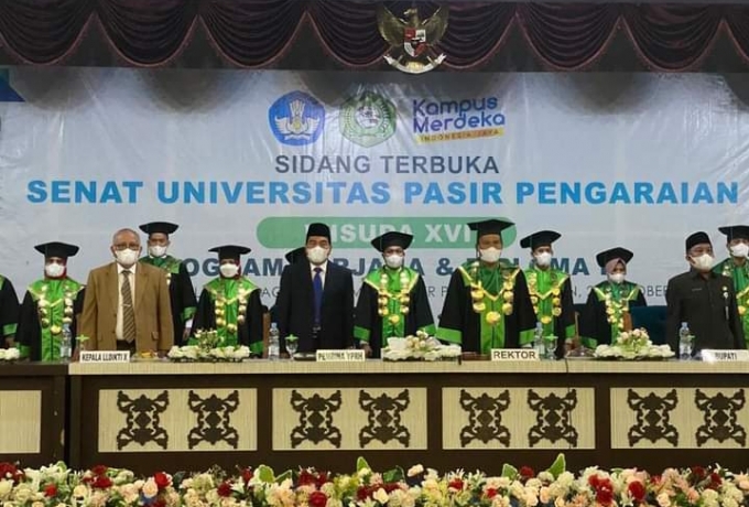 Sidang Senat Terbuka UPP Wisuda XVI Program Sarjana dan Diploma III