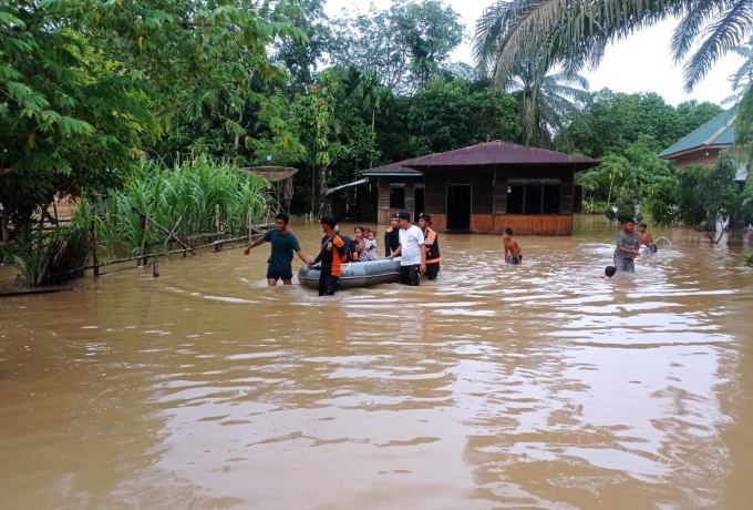 Ketua DPRD Inhil Pinta Dinsos dan Dinkes Cepat Tanggapi Soal Banjir di Kecamatan Kemuning 