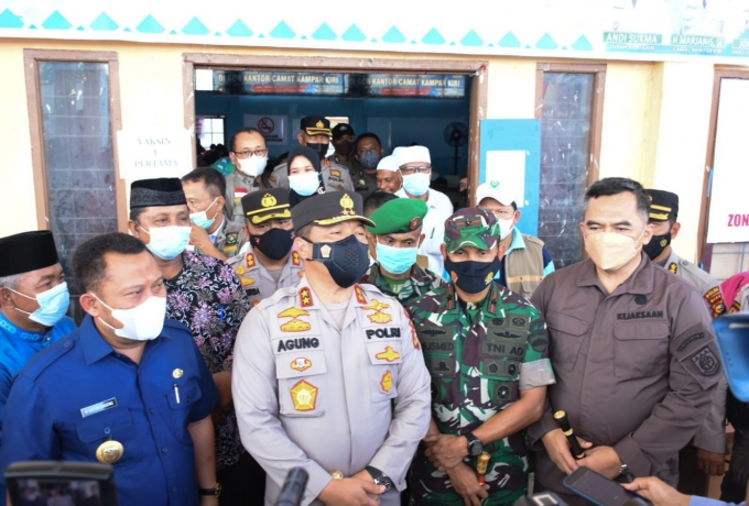 Tertinggi di Riau, Kapolda Riau Puji Kabupaten Kampar Capaian Vaksinasi