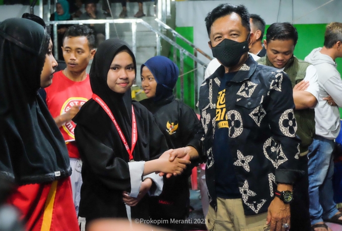 Wabup Meranti H.Asmar Tutup  Kejurkab Pencak Silat Kabupaten Kepulauan Meranti Tahun 2021