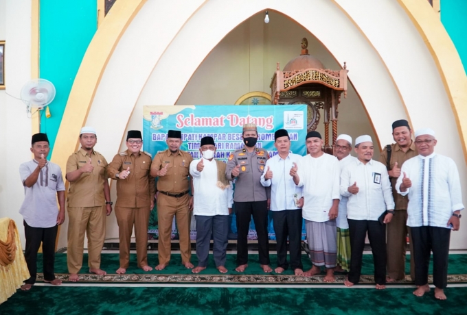 SR Kecamatan Rumbio Jaya, Bupati Kampar ajak Masyarakat Untuk Meramaikan Mesjid dan Perbanyak Ibadah