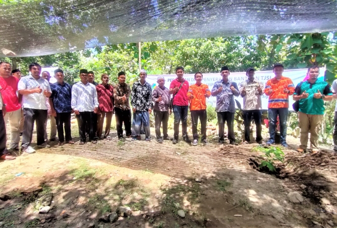 PLN Sulap Kebun Jati di Bawah Jalur Transmisi Jadi Kebun Pala