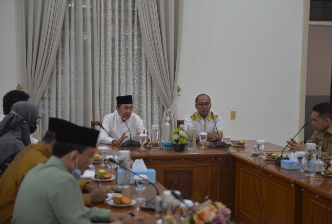 Tuan Rumah HUT Nasional, Gubri Bertemu Pengurus SPS Cabang Riau 