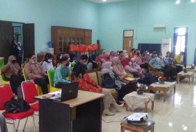 DP2KBP3A Inhil Taja Rapat Penyusunan Buku Data Terpilah Gender dan Anak