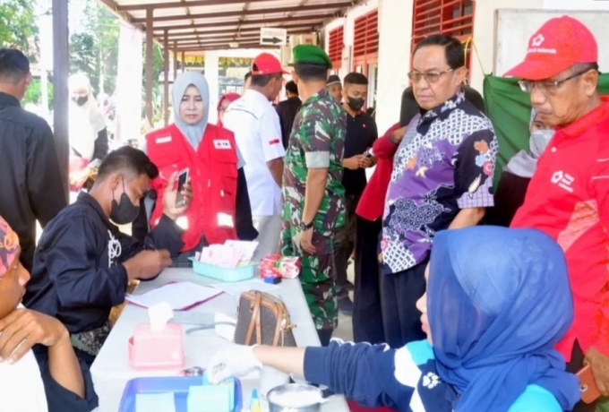 Bupati Inhil Tinjau Pelaksanaan Donor Darah