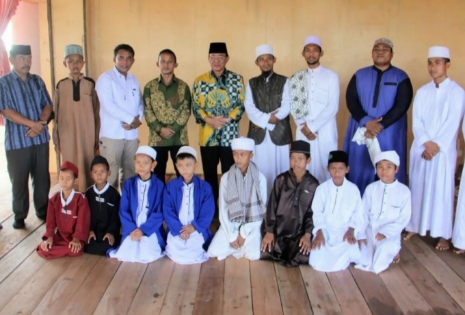 Bupati Inhil Sambangi Pondok Pesantren Tahfidz Quran Darul Kalam di Pelangiran