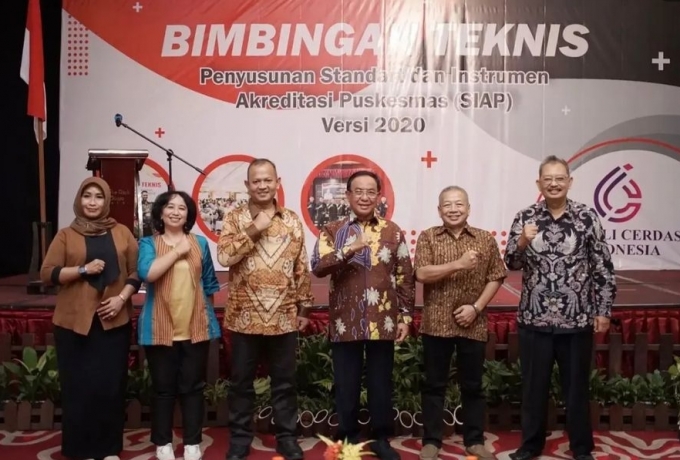 Tingkatkan Pelayanan Mutu Puskesmas di Inhil, Bupati Resmi Buka Bimtek SIAP 