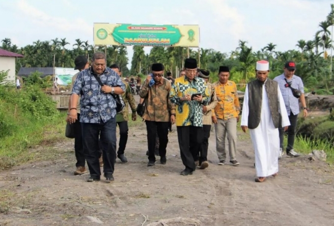 Bupati Inhil Sambangi Pondok Pesantren Tahfidz Quran Darul Kalam Pelangiran