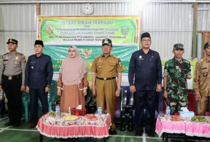 Bupati HM Wardan Hadiri Sidang Isbat Nikah Masuk Desa