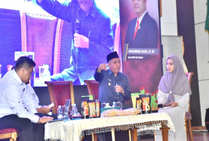 Pj Bupati Kampar, Kamsol Menjadi Narasumber Seminar Nasional