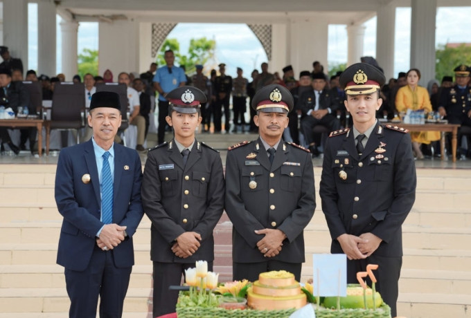 Bupati dan Wabup Rohil Hadiri Upacara Peringatan HUT Bhayangkara ke-77