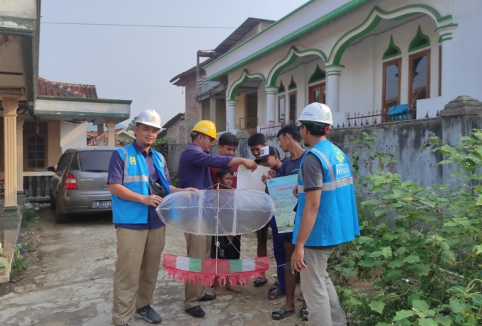 Berbahaya! Bermain Layangan Dekat Jaringan Listrik, PLN Lakukan Sosialisasi