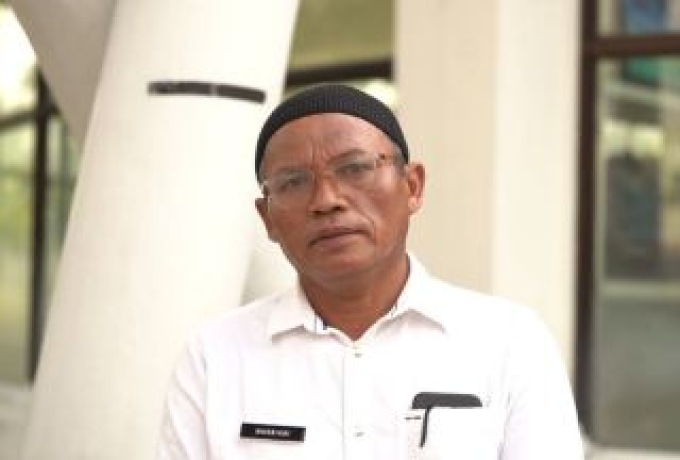 Setelah 18 Tahun Sebagai Tenaga Honorer, Guru Musriadi Terima SK PPPK