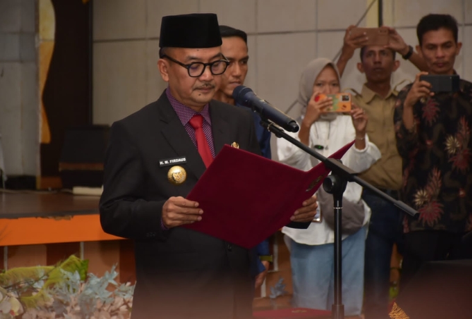 Pj Bupati Firdaus Lantik Hambali selaku Sekda Kampar Definitif