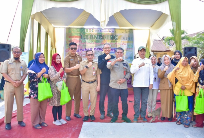 Pemkab Kampar Bersama Pemprov Riau Launching Gerakan Pangan Murah Di Desa Karya Indah