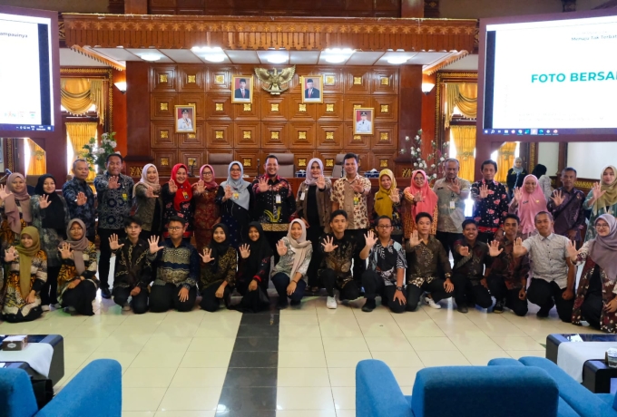 Pemkab Siak Rakor dan Lantik Fasilitator Forum Anak