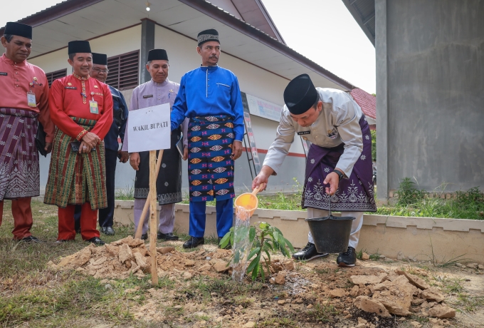 Bujang Kampung, Husni Merza: Berikan Solusi, Tangapi Permintaan Masyarakat dan Terdepan Membangun Kampung