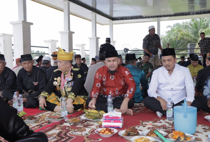 Wakil DPRD Kampar, Repol Hadir Acara Halal bi Halal Persukuan Domo Air Tiris