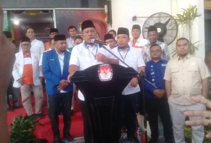 Paslon Alfedri- Husni Daftar ke KPU Siak Pilkada 2024