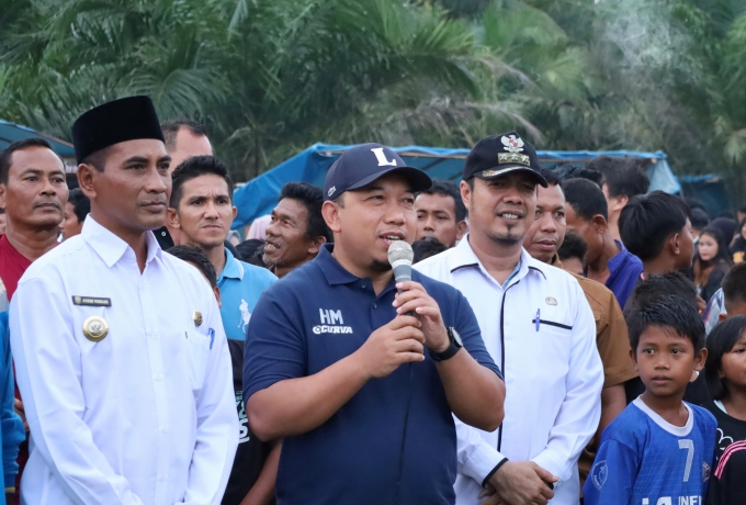 Wabup Siak Tutup Turnamen Sepak Bola Benaya Cup 2024 di Kampung Benayah, Kecamatan Pusako