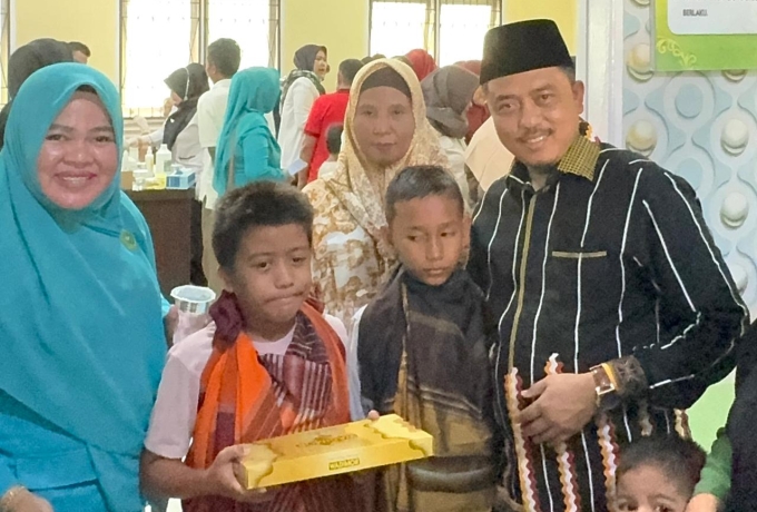 Repol Hadiri Sunat Massal GOW Kampar