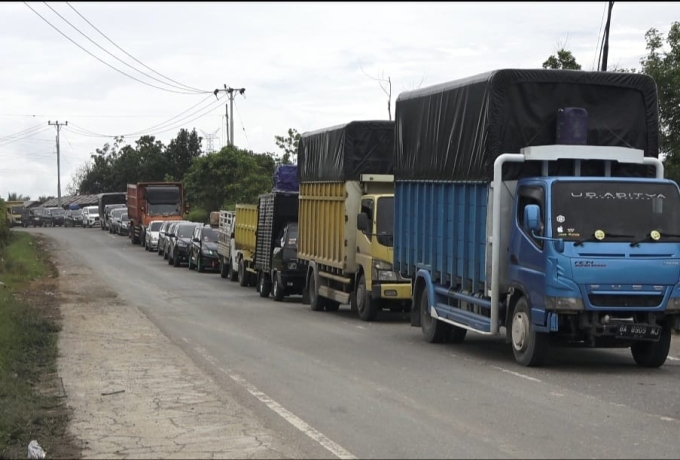 Longsor, Jalan Riau- Sumbar Desa Tanjung Alai Buka Tutup