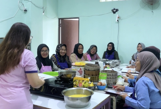 Dorong Kemandirian Perempuan di Palembang, Srikandi PLN Adakan Pelatihan