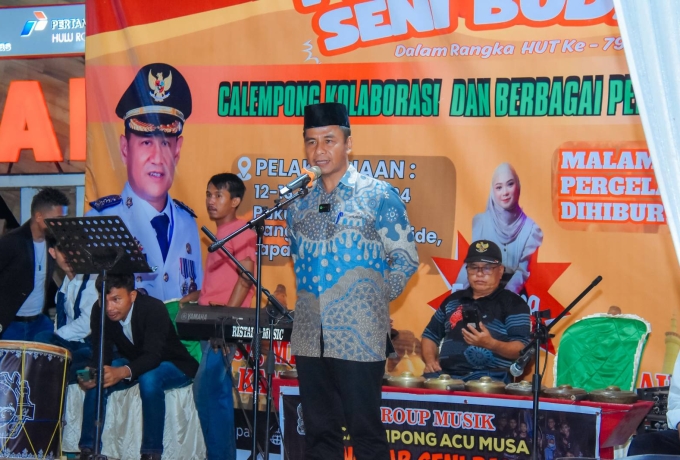 Pj Sekda Kampar Buka Secara Resmi Malam Pergelaran Seni Budaya